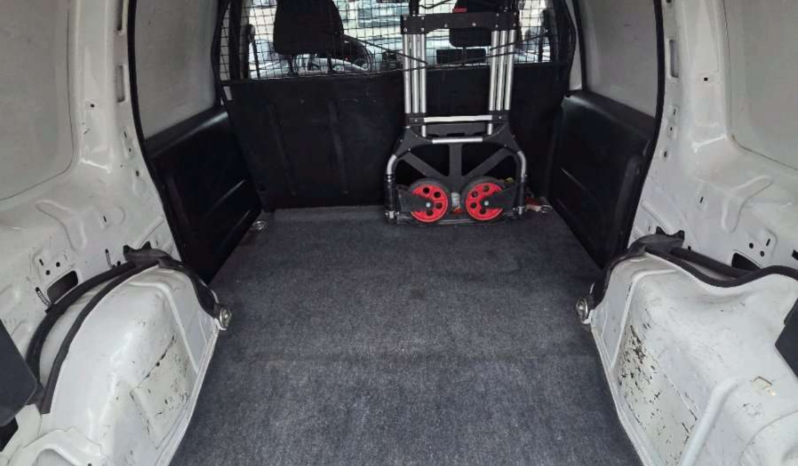 
								Skoda Praktik full									